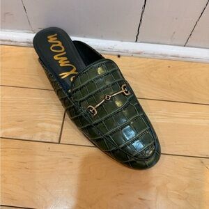 Sam Edelman Green Crocodile Pattern Loafers
